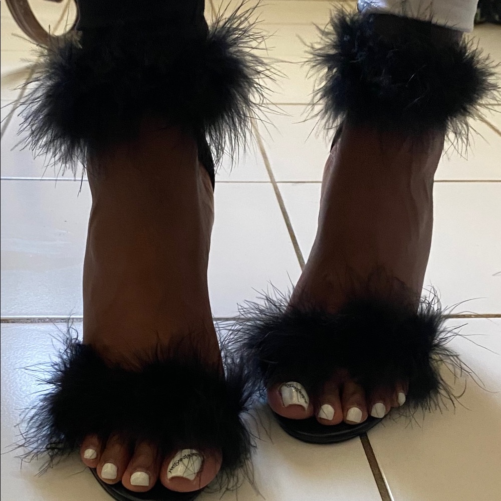 Women’s furry block heels - Picture 3 of 9
